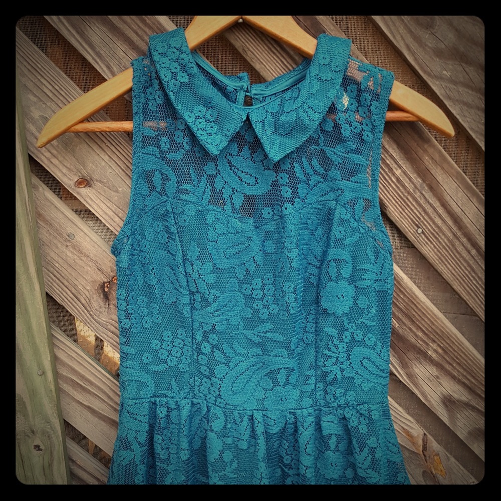 Xhilaration teal lace dress